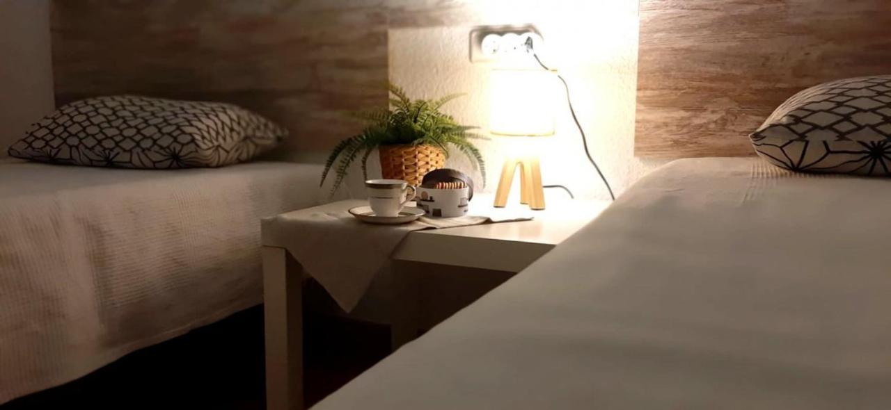 Apartamento Villananitos 圣佩德罗－德尔皮纳塔尔 外观 照片