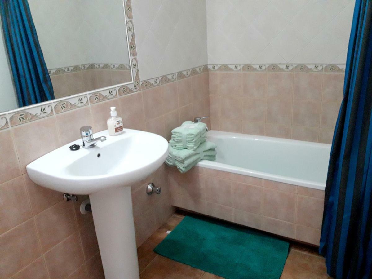 Apartamento Villananitos 圣佩德罗－德尔皮纳塔尔 外观 照片
